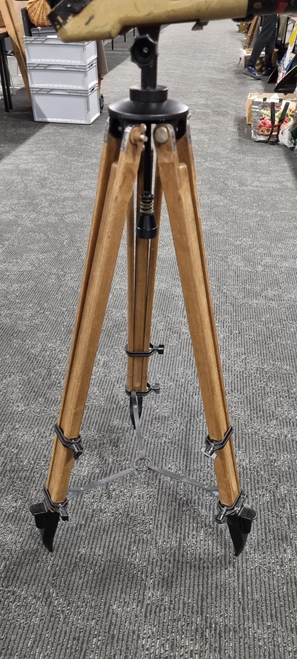 blc 12x60 with tripod - IVR 2021